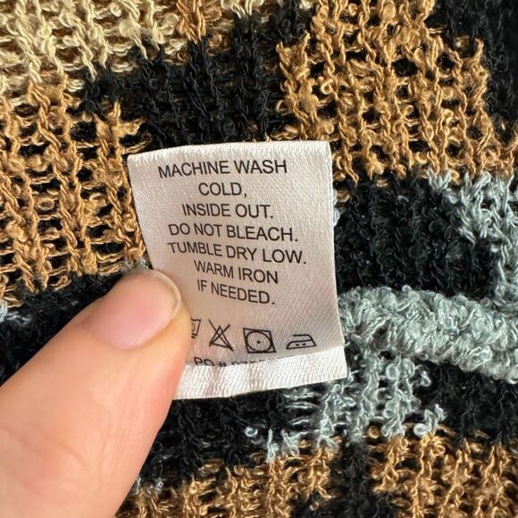 Show Me Your Mumu Retro Wave Oversized Knit Sweater Blue Tan Black | Medium - Picture 11 of 13